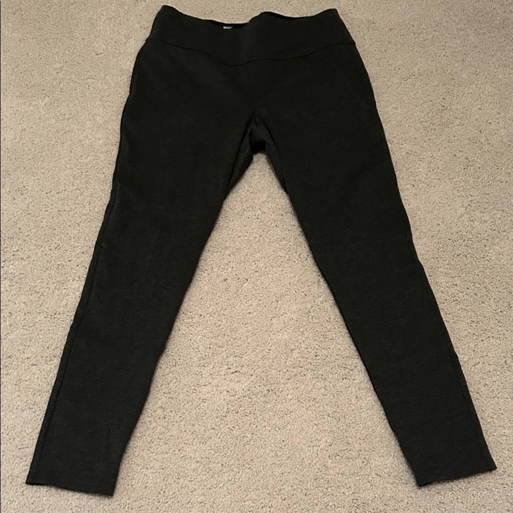 Classic Charcoal Knit Women's Leggings